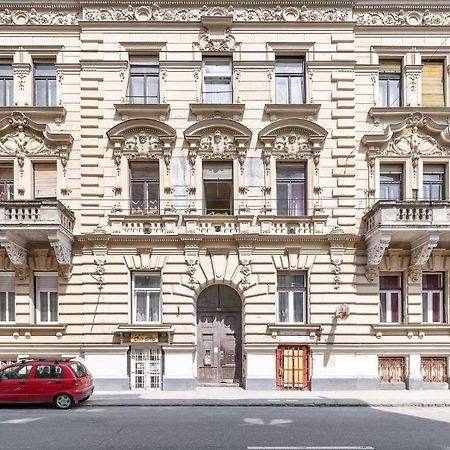 Izabella Home Budapest Budapeste Exterior foto