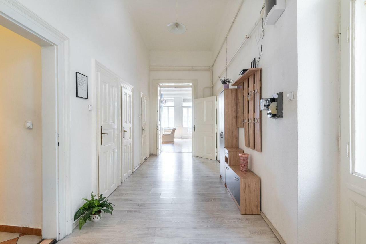 Izabella Home Budapest Budapeste Exterior foto