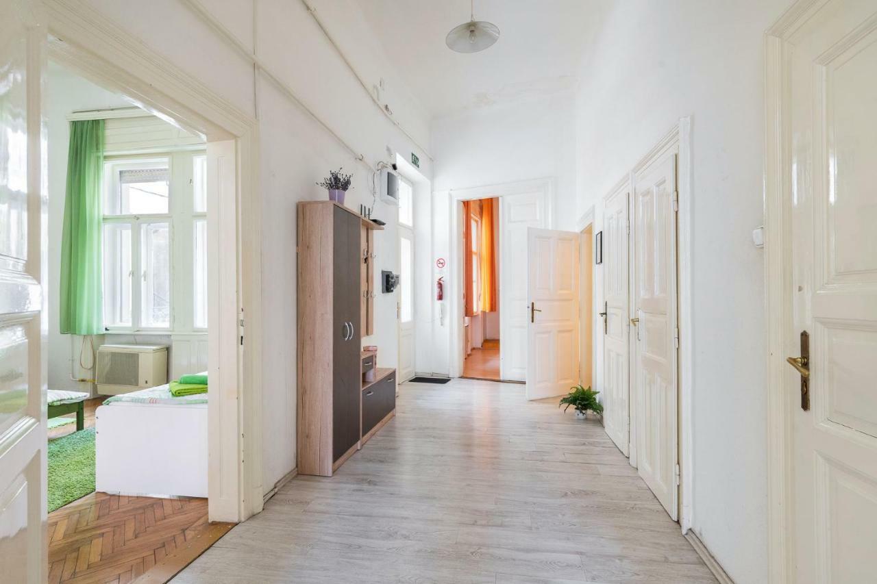 Izabella Home Budapest Budapeste Exterior foto