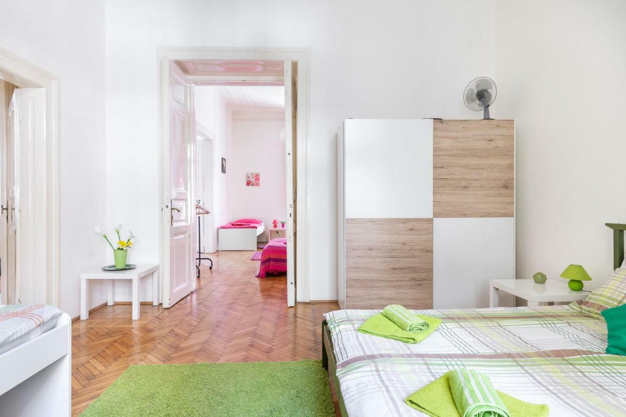 Izabella Home Budapest Budapeste Exterior foto